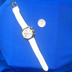 Megir faux croc-white